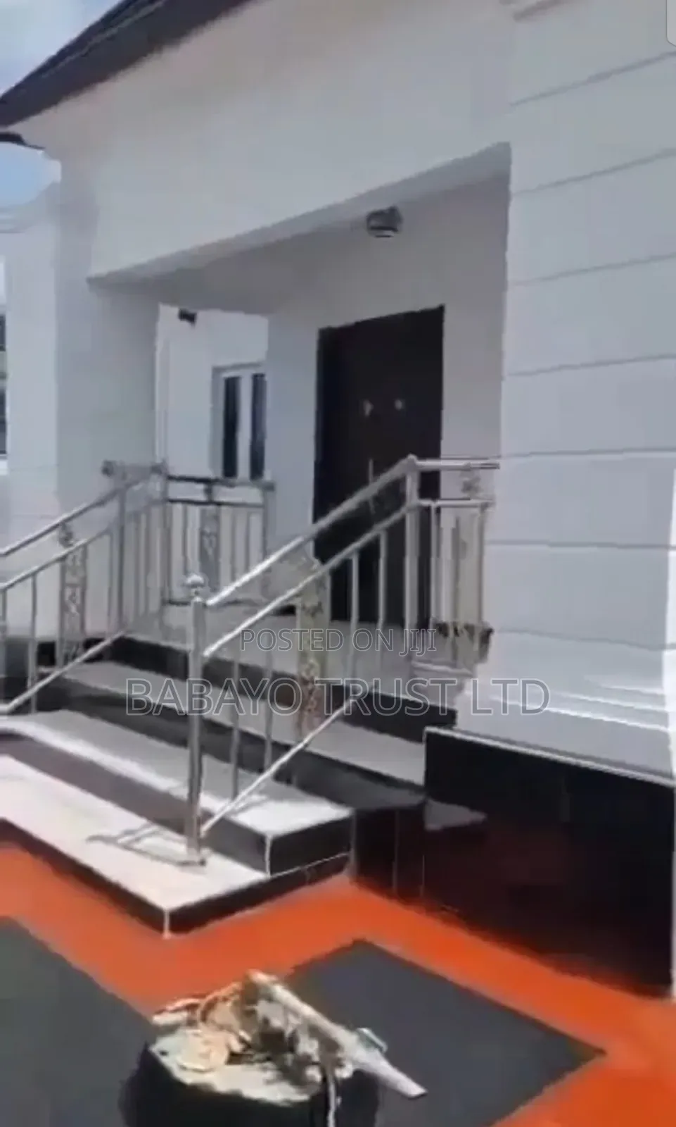 6bdrm Block of Flats in Benin City for sale in Benin City