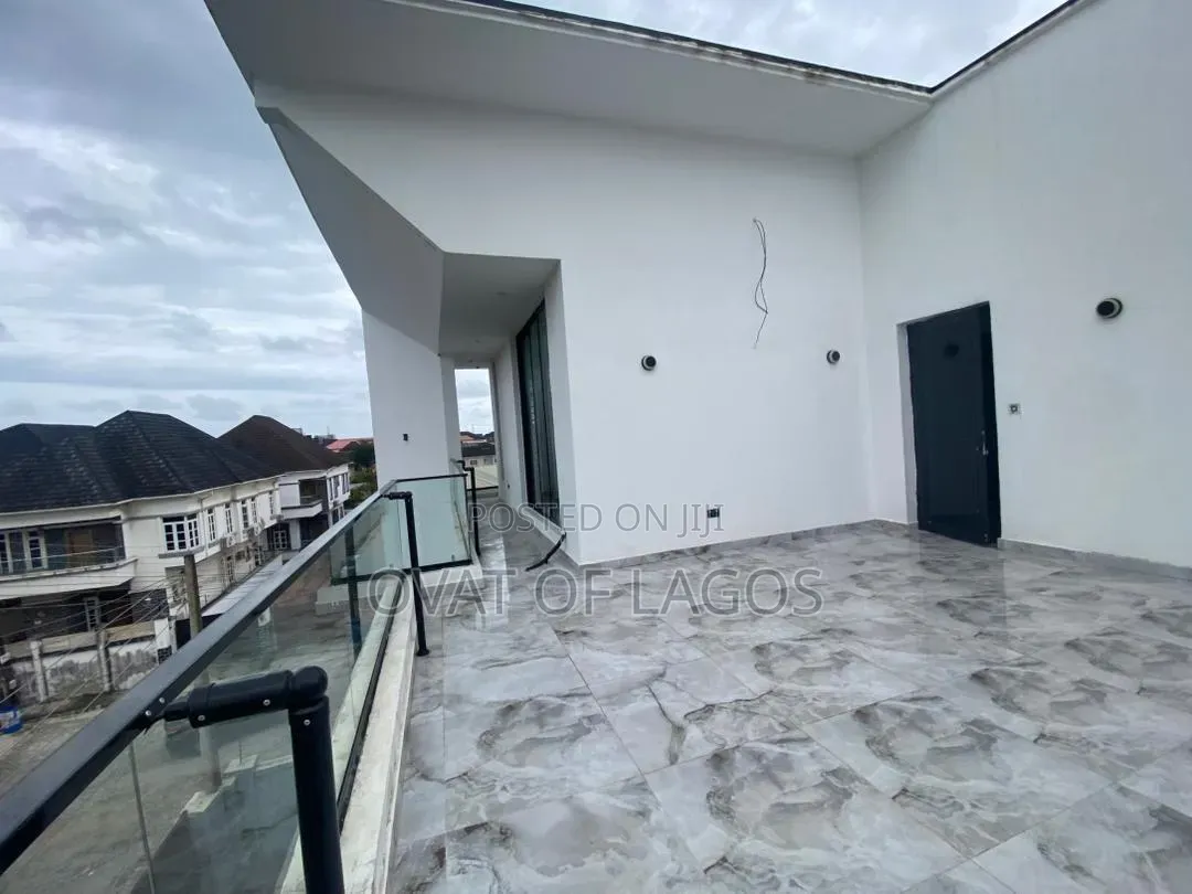 4bdrm Duplex in Osapa london for sale in Osapa london