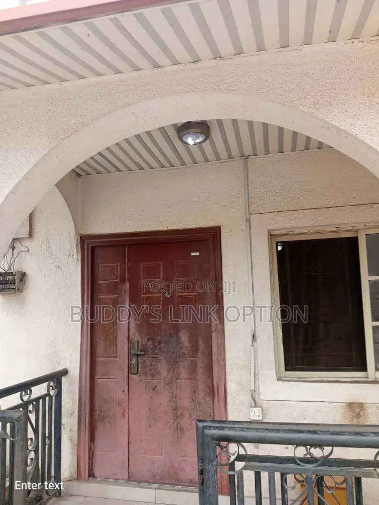 5bdrm House in Ibadan for sale in Ibadan