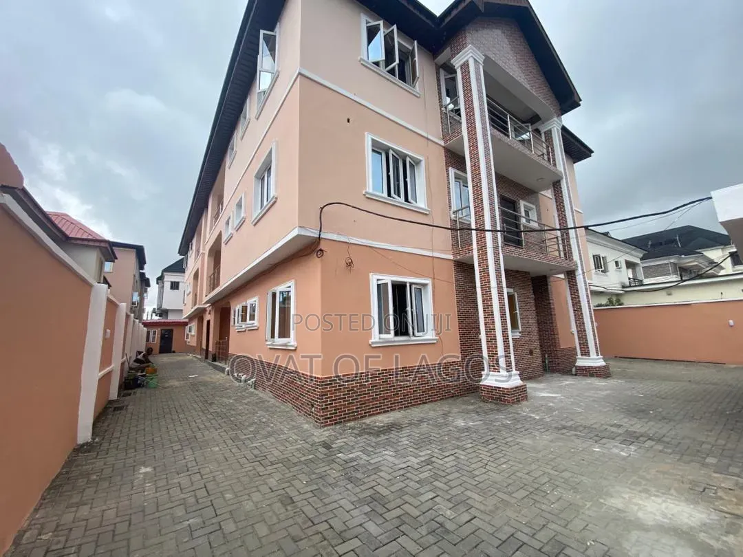 3bdrm Apartment in Osapa london for rent in Osapa london