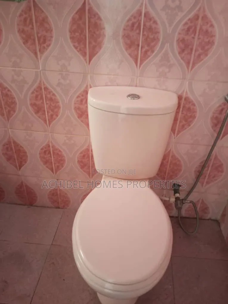 Mini Flat in Opposite Peaceville, Lekki Phase 2 for rent in Lekki Phase 2