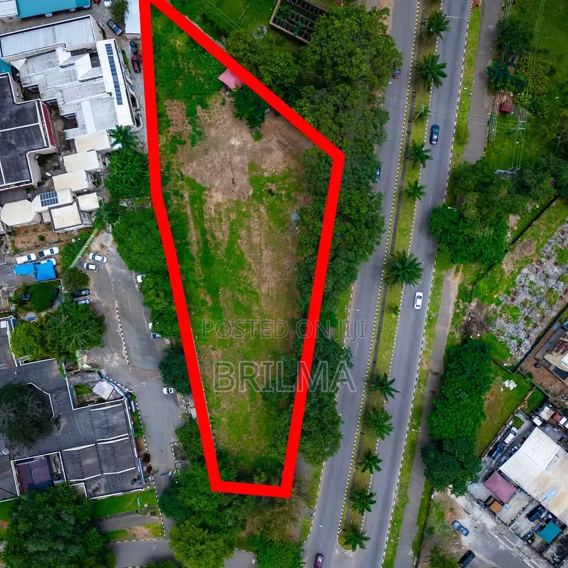 2,261 SQM Commercial Land in Garki-Area 3 for Sale in Area 3