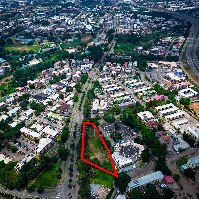 2,261 SQM Commercial Land in Garki-Area 3 for Sale in Area 3