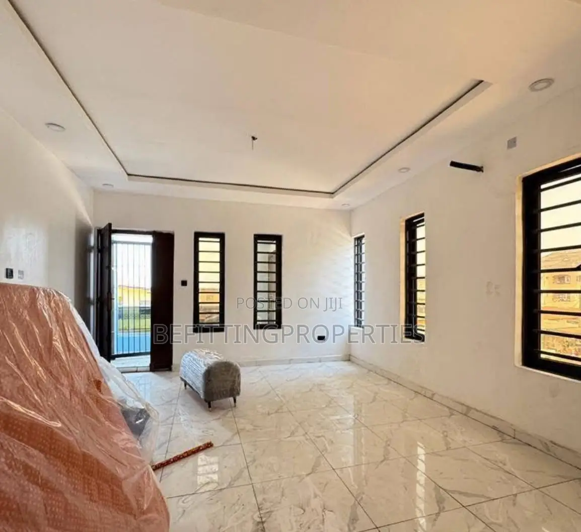 2bdrm Apartment in Gbagada for sale in Gbagada