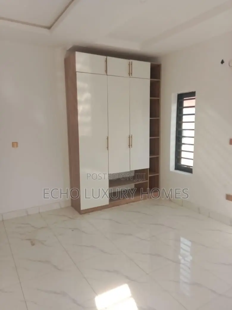 Furnished 2bdrm Apartment in Ibeshe / Amuwo-Odofin for sale in Ibeshe / Amuwo-Odofin