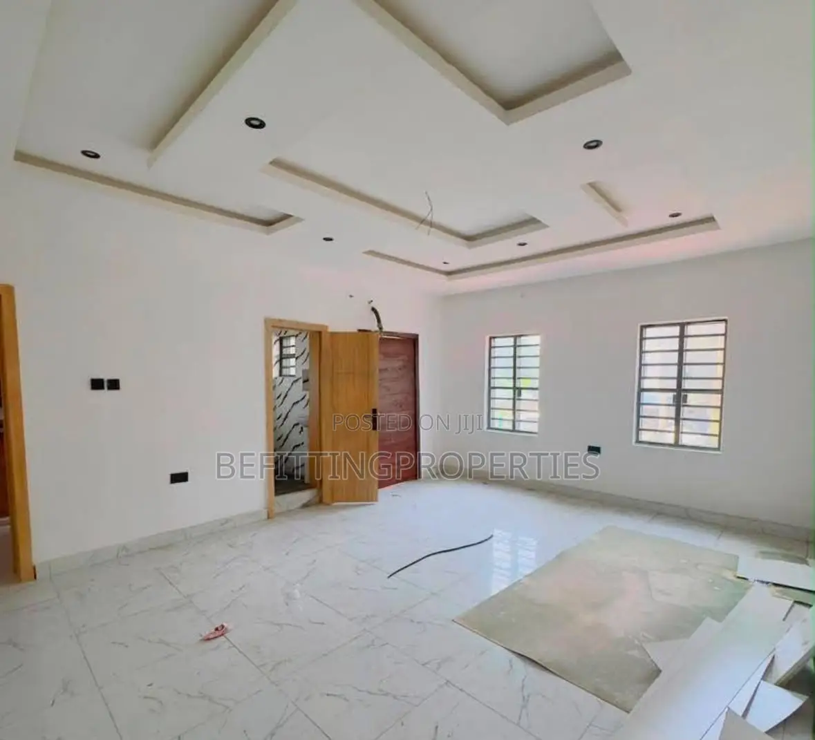 2bdrm Apartment in Yaba for sale in Yaba