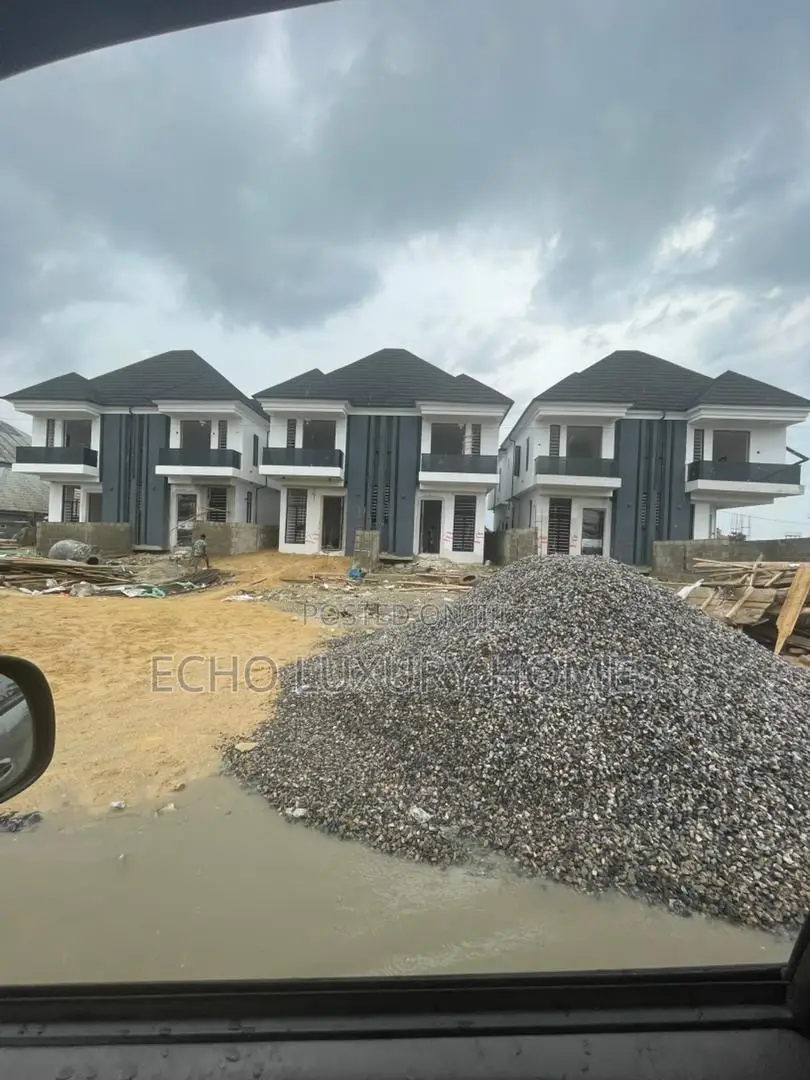 Furnished 4bdrm Duplex in Festac for sale in Festac