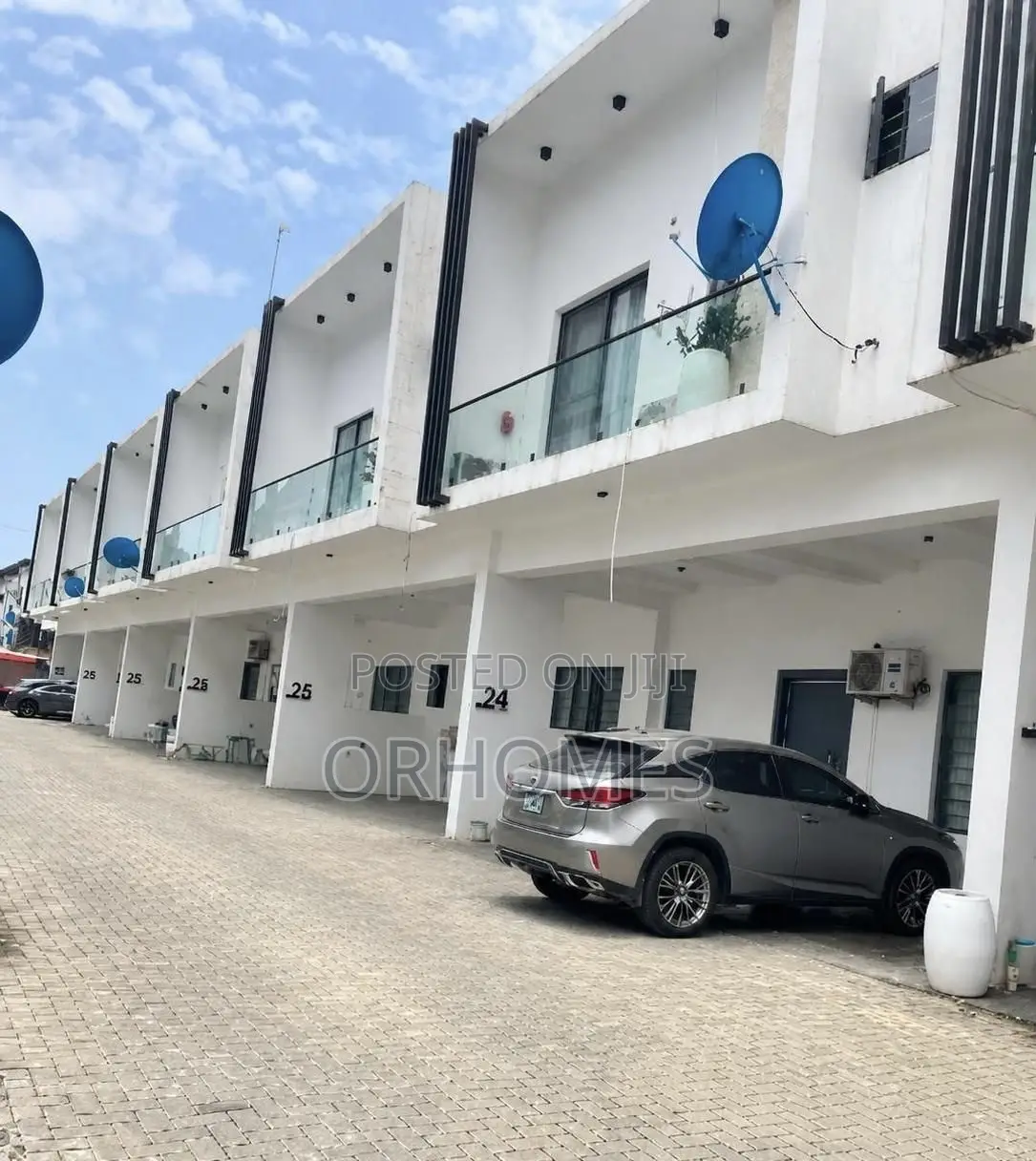 Furnished 4bdrm Townhouse/Terrace in Westend, Ikota for sale in Ikota