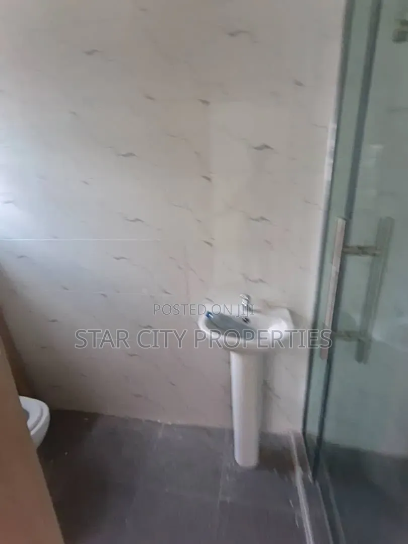 3bdrm Apartment in Opic, Isheri North for sale in Isheri North