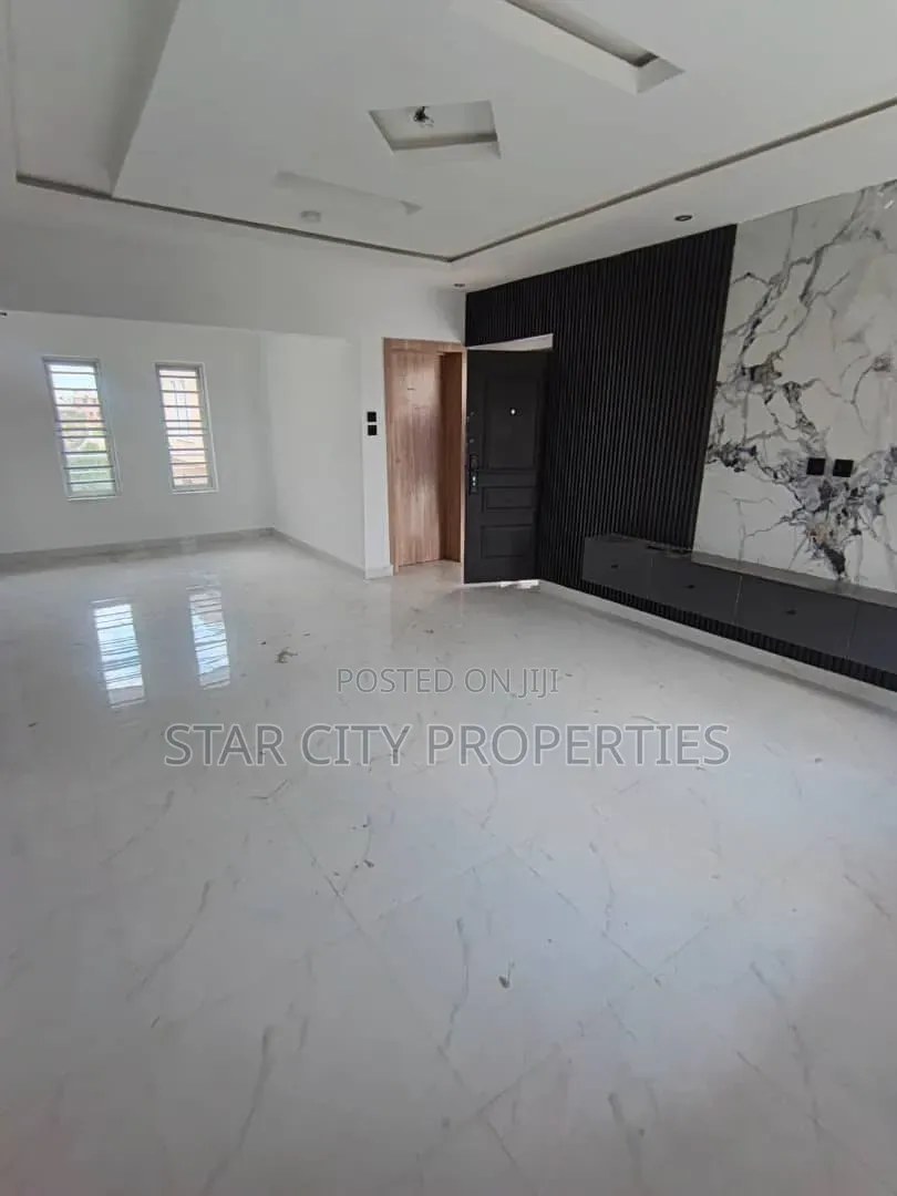2bdrm Apartment in Isheri North Opic for sale in Isheri North