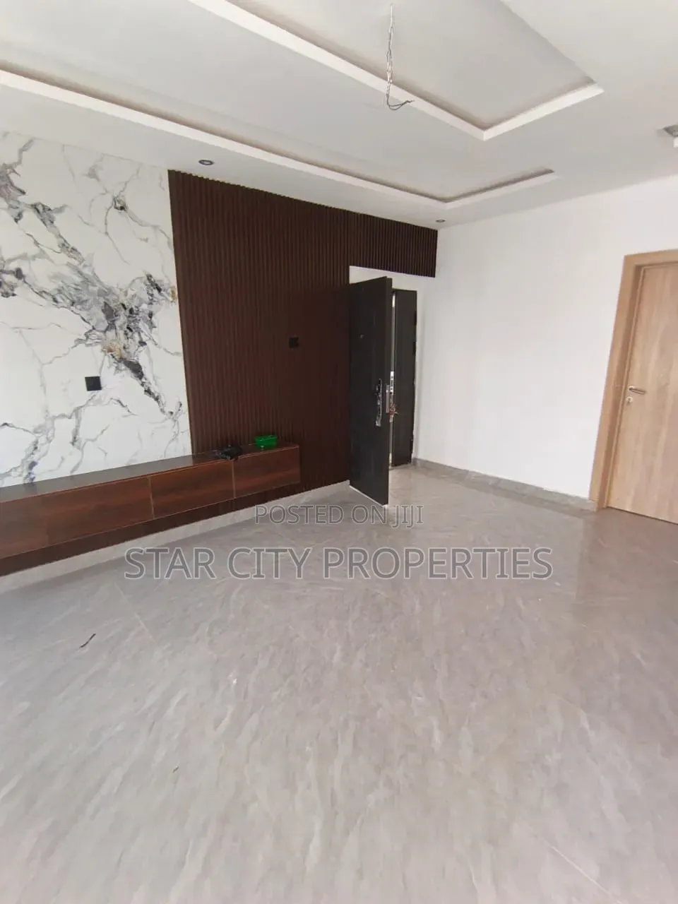 2bdrm Apartment in Isheri North Opic for sale in Isheri North