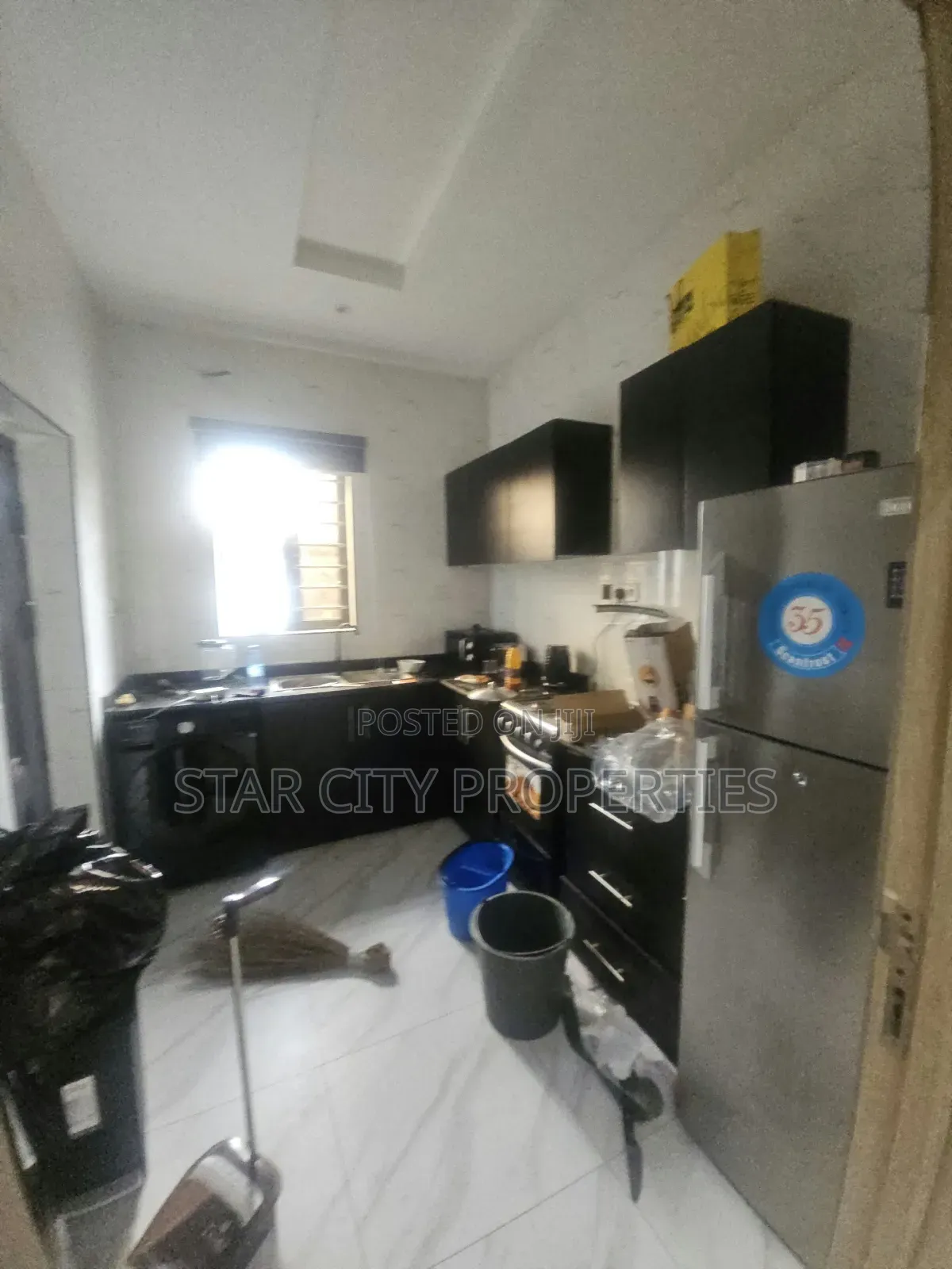 3bdrm Apartment in Omole 1 for rent in Omole Phase 1