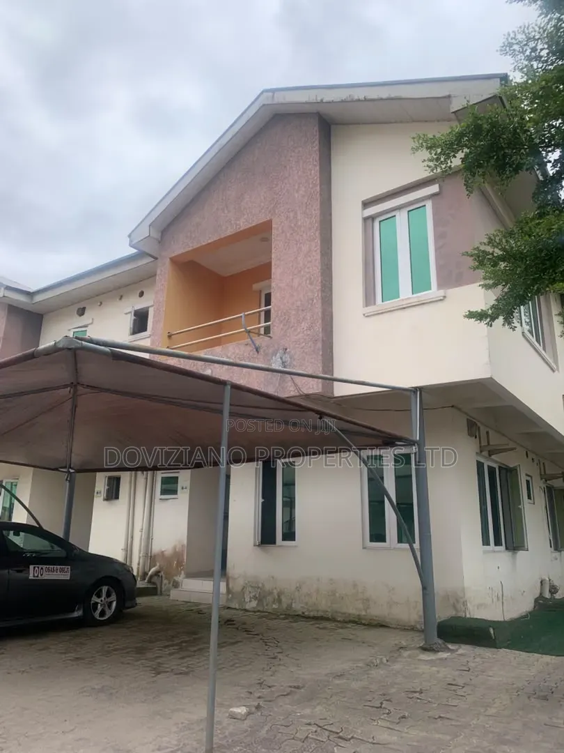 4bdrm Duplex in Ikate for rent in Ikate