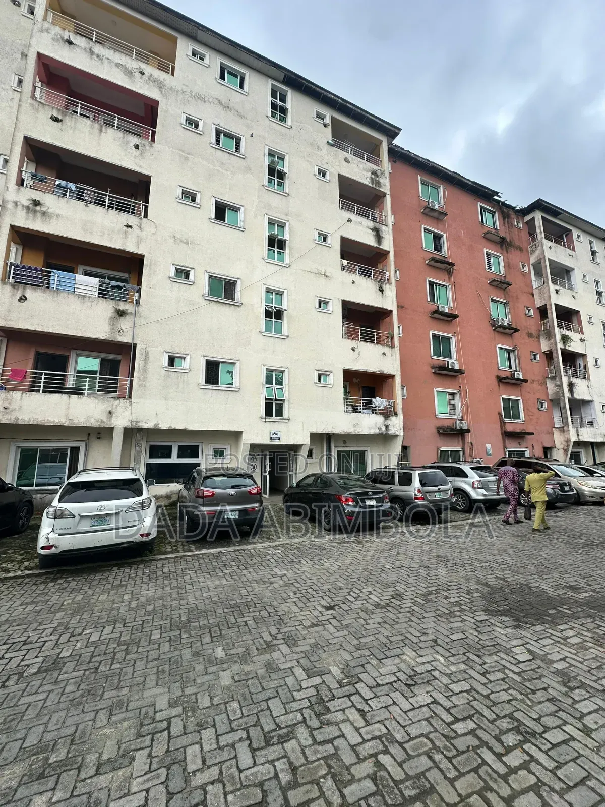 3bdrm Apartment in Lekki Paradise 3, Chevron for rent in Chevron