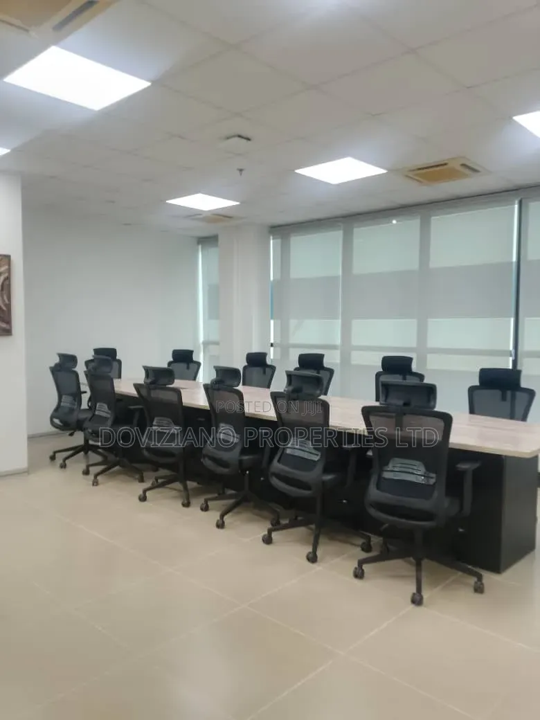 280sqm Office on the 6th Floor With Kitchenette and 3 Toilets. in Ligali Ayorinde