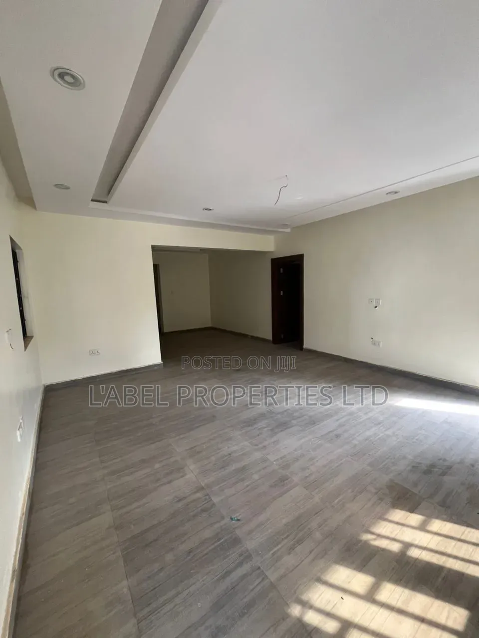 3bdrm Apartment in Kaura District By for sale in Kaura
