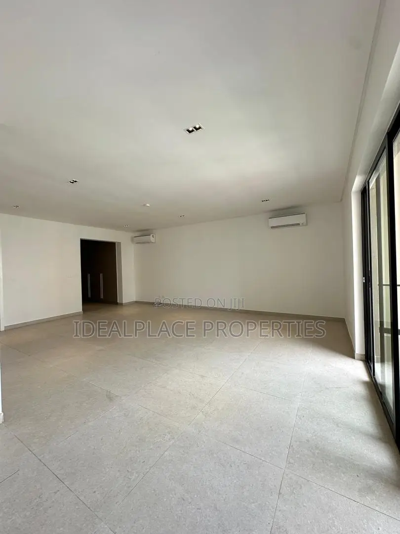 5bdrm Townhouse/Terrace in Banana Island for sale in Banana Island