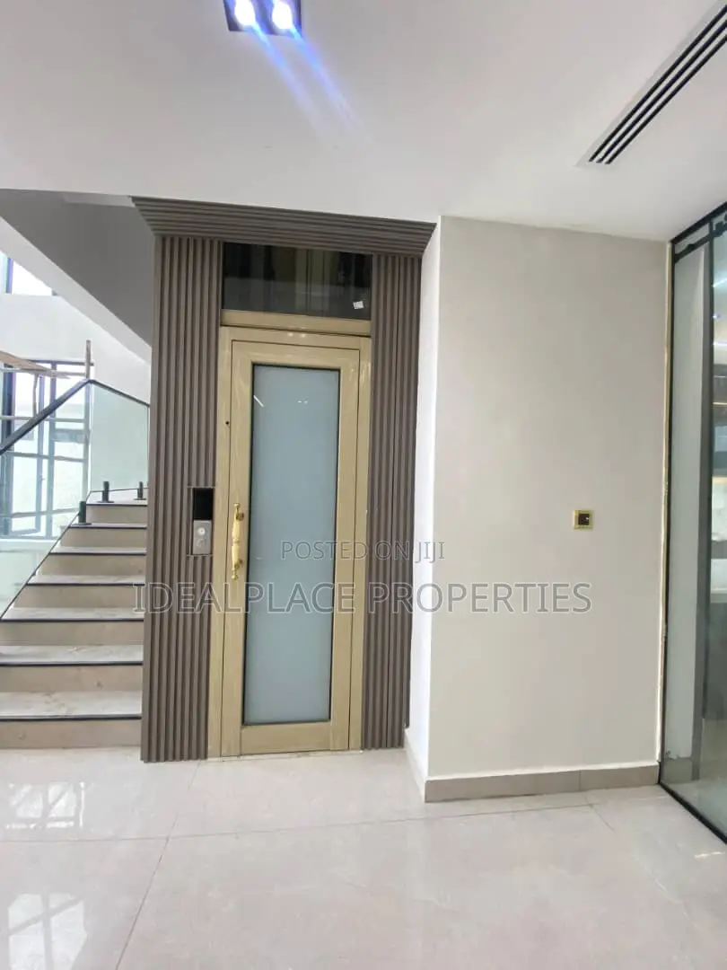 6bdrm Duplex in Lekki Phase 1 for sale in Lekki Phase 1