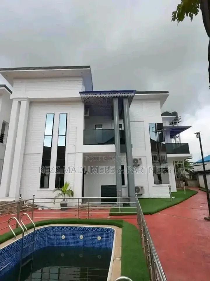 Furnished 5bdrm Duplex in In An Estate , Sars, New Layout for sale in New Layout