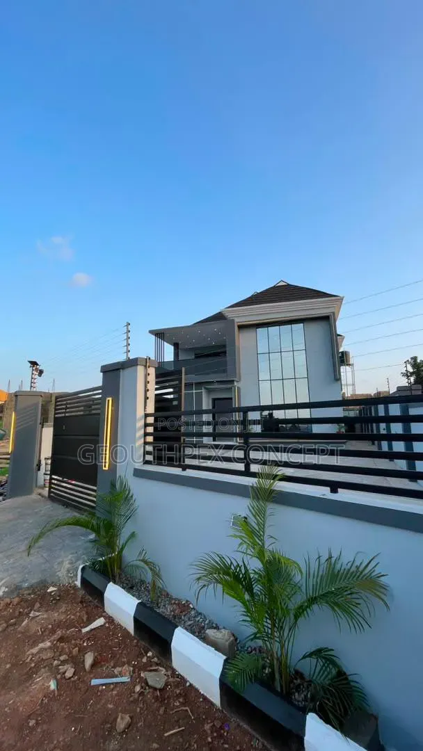 4bdrm Duplex in Oke'Badan Estate, Ibadan for sale in Ibadan