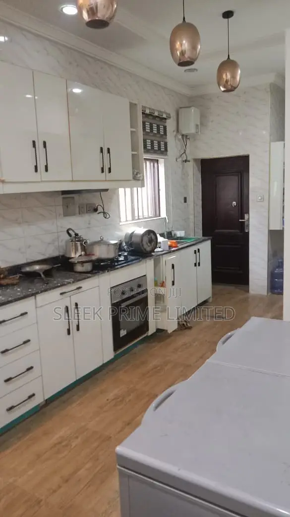 3bdrm Bungalow in Lugbe District for sale in Lugbe District