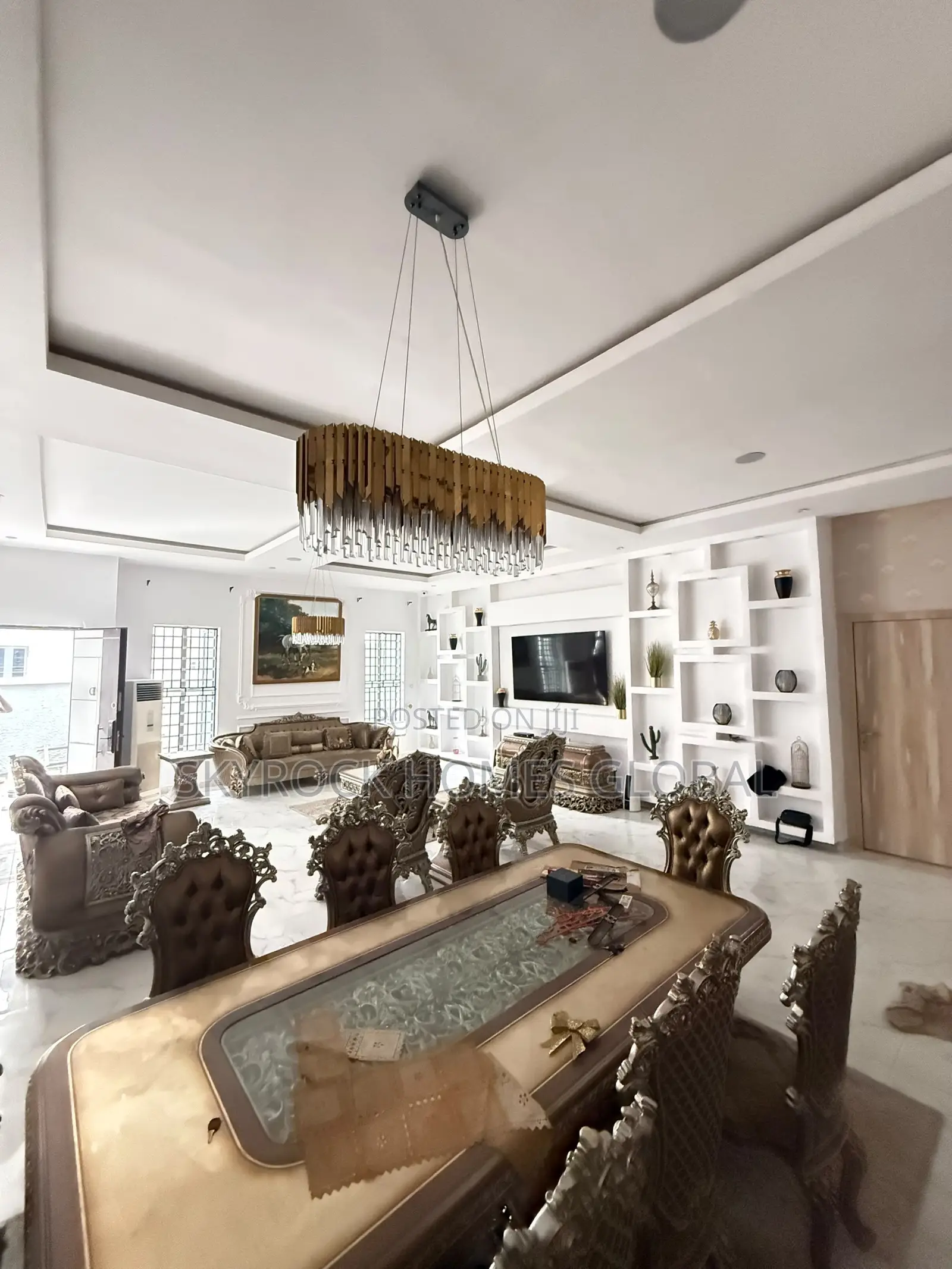 5bdrm Duplex in Lekki Phase 2 for rent in Lekki Phase 2