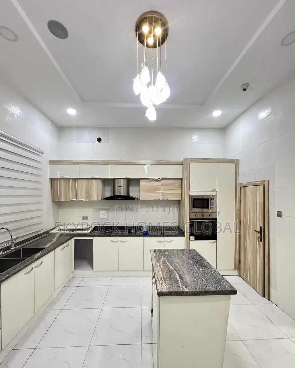 4bdrm Duplex in Lekki Phase 2 for rent in Lekki Phase 2
