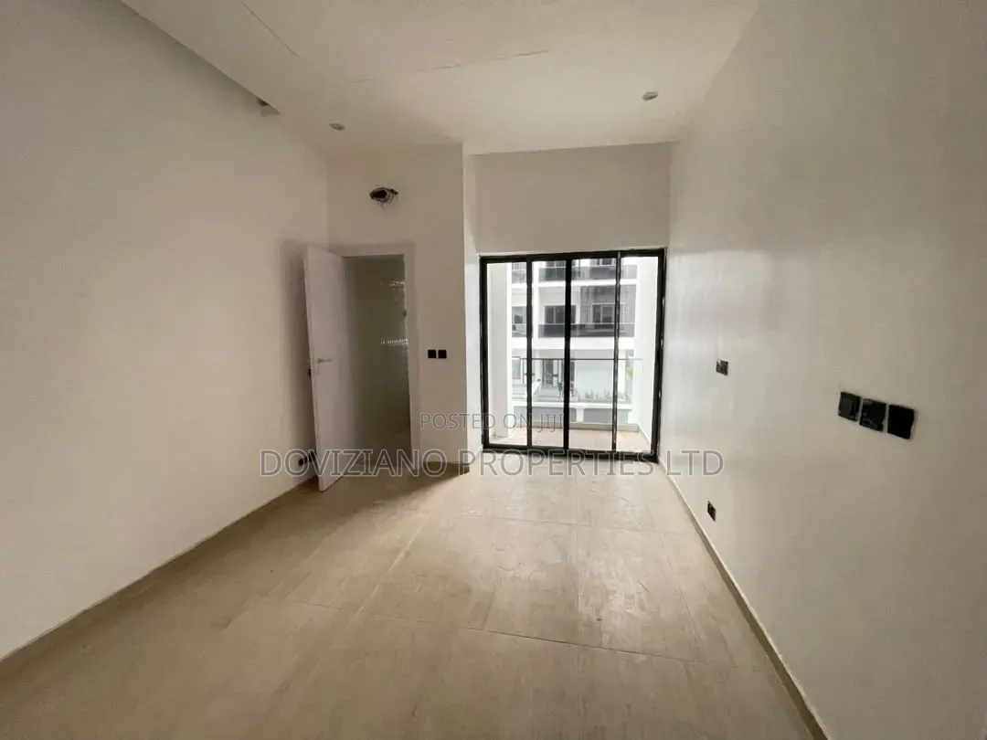 3bdrm Apartment in Ikeja GRA for sale in Ikeja GRA