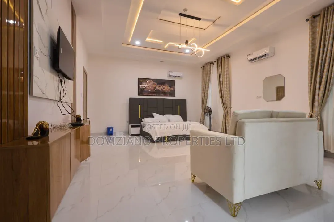 Furnished 5bdrm Duplex in Omole Phase 1 for sale in Omole Phase 1