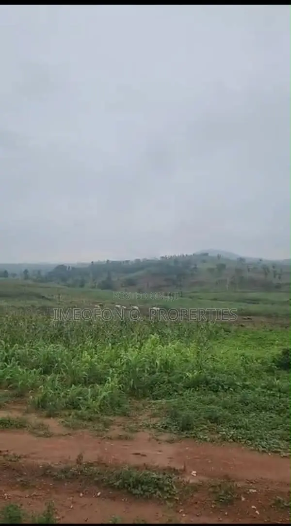 Land for Sale, Land Size:4.86 Hectares on a Tarred Road at Wasa Abuja in Wasa