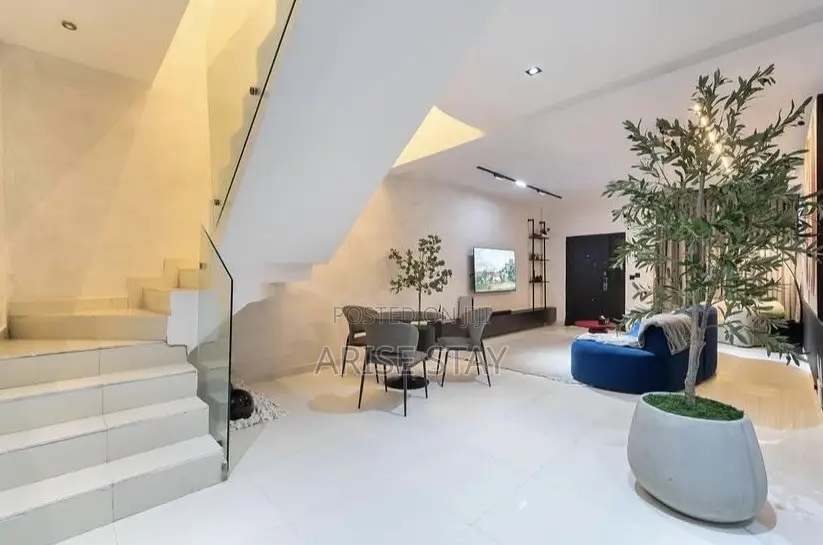 2-Bedroom Maisonette | Lekki Phase 1 in Lekki Phase 1