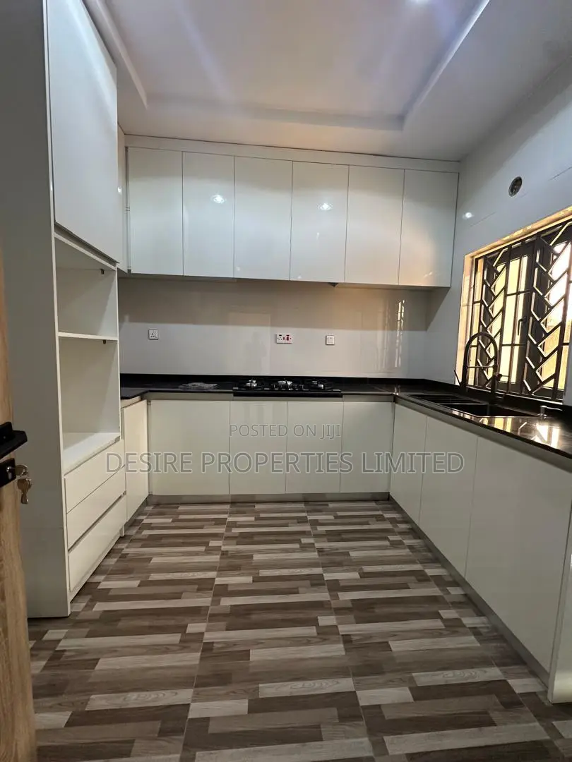 2bdrm Townhouse / Terrace in Expressview Estate, FHA for rent in FHA