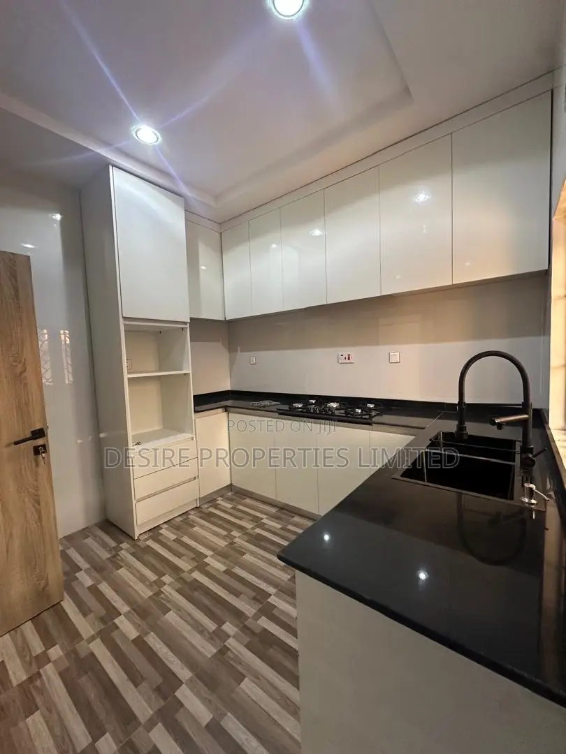 2bdrm Townhouse / Terrace in Expressview Estate, FHA for rent in FHA