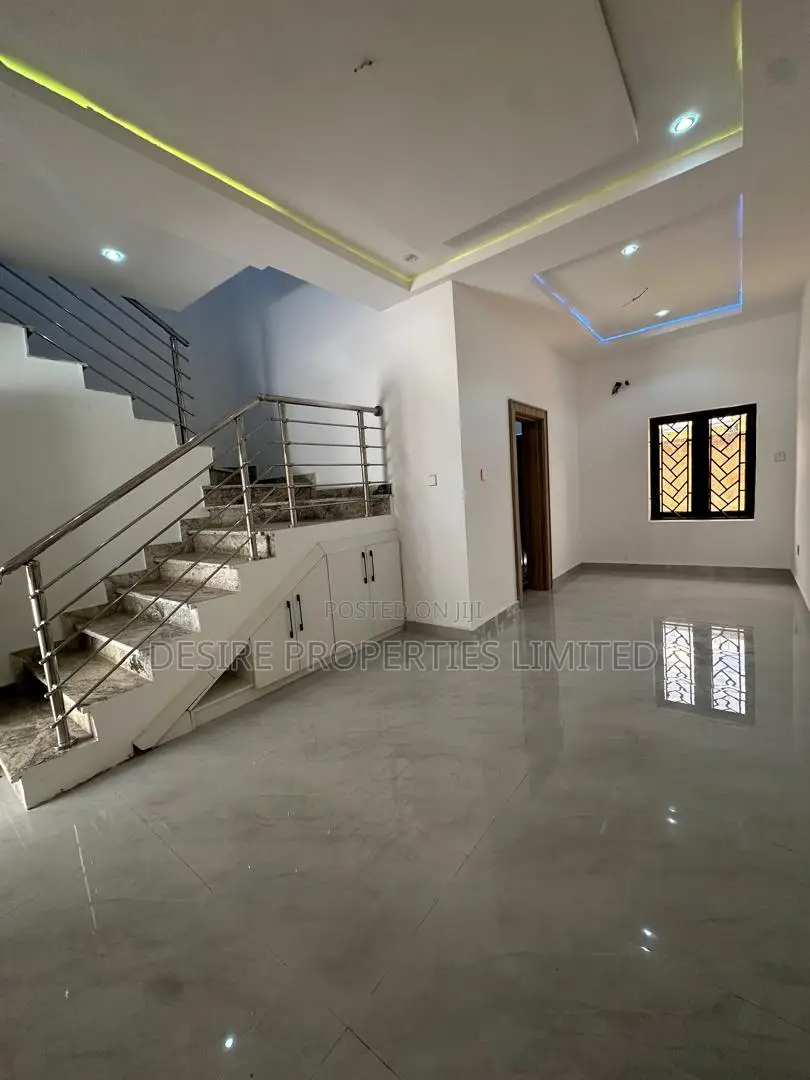 2bdrm Townhouse / Terrace in Expressview Estate, FHA for rent in FHA