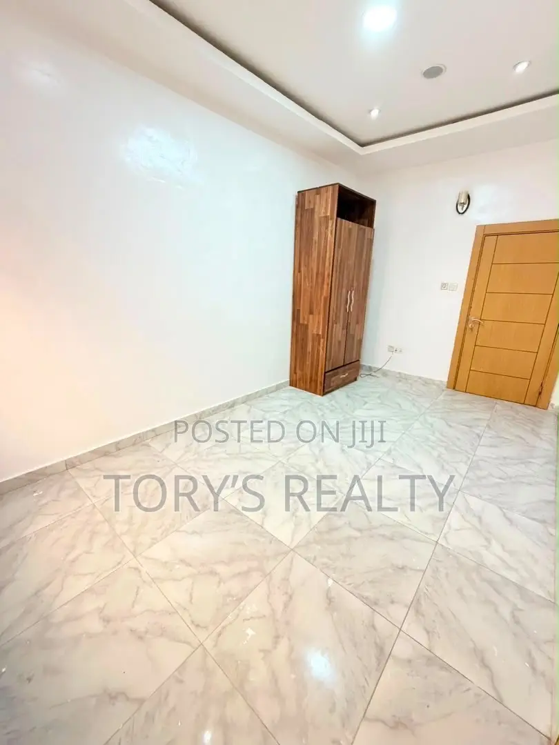 1bdrm Apartment in Lekki Phase 2 for rent in Lekki Phase 2
