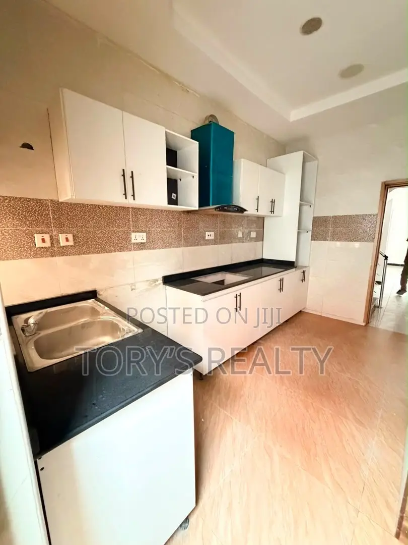 1bdrm Apartment in Lekki Phase 2 for rent in Lekki Phase 2