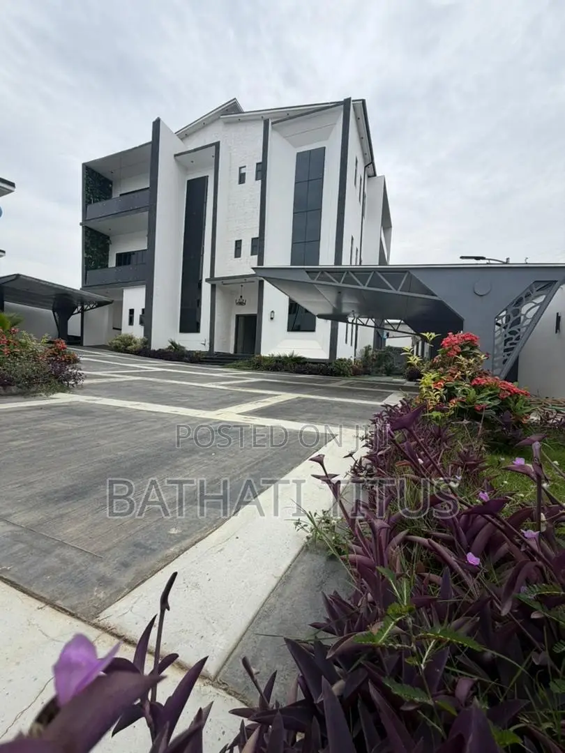6bdrm Duplex in Guzape District for sale in Guzape District