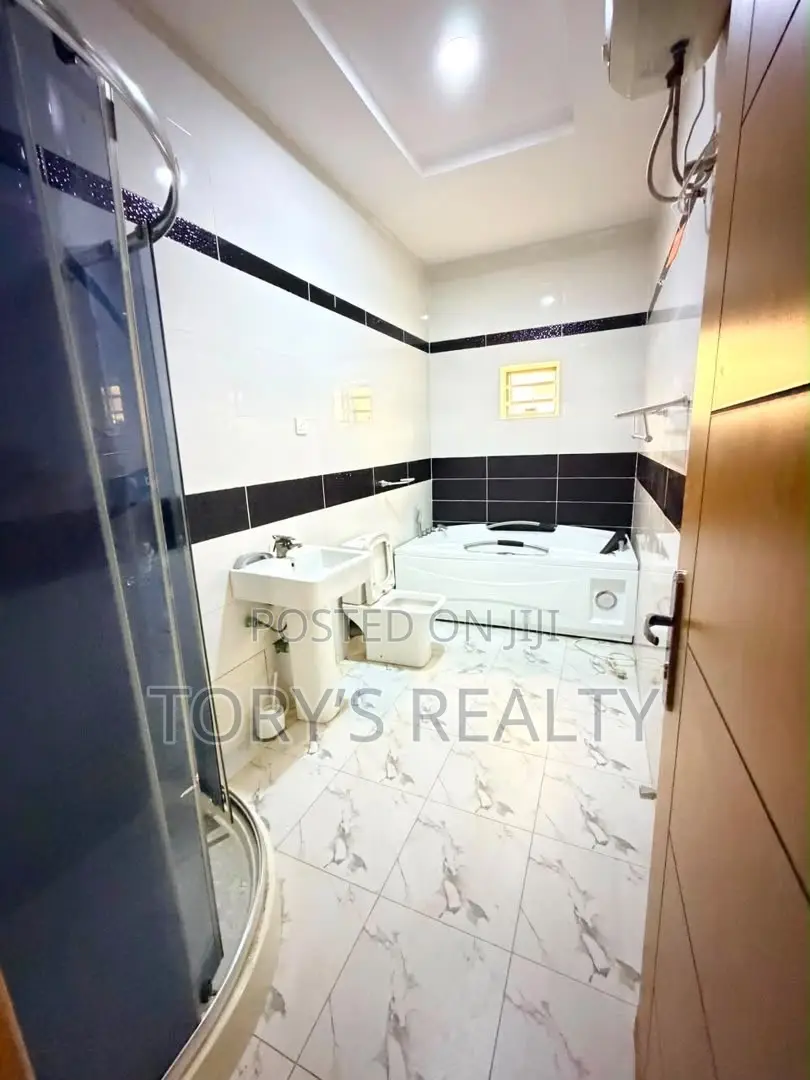 1bdrm Apartment in Lekki Phase 2 for rent in Lekki Phase 2