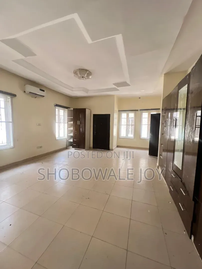 4bdrm Duplex in Bera, Chevron for rent in Chevron