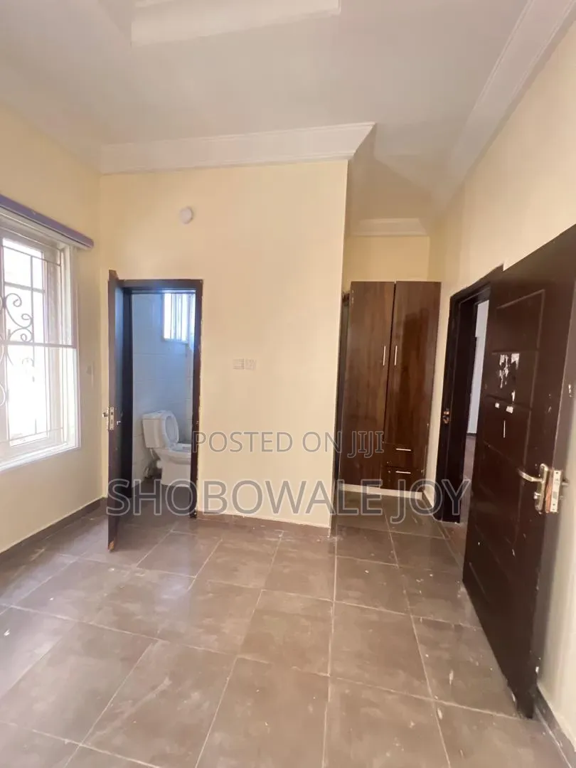4bdrm Duplex in Bera, Chevron for rent in Chevron
