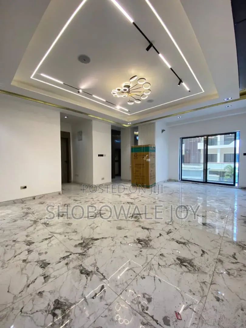 2bdrm Apartment in Lekki-Phase-1 for sale in Lekki Phase 1