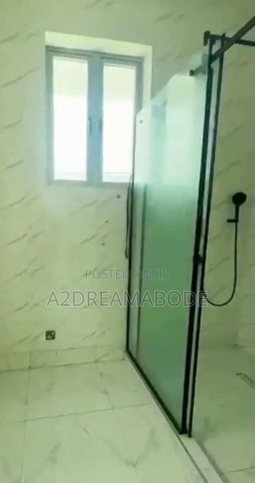 4bdrm Duplex in Maryland, Mende for sale in Mende