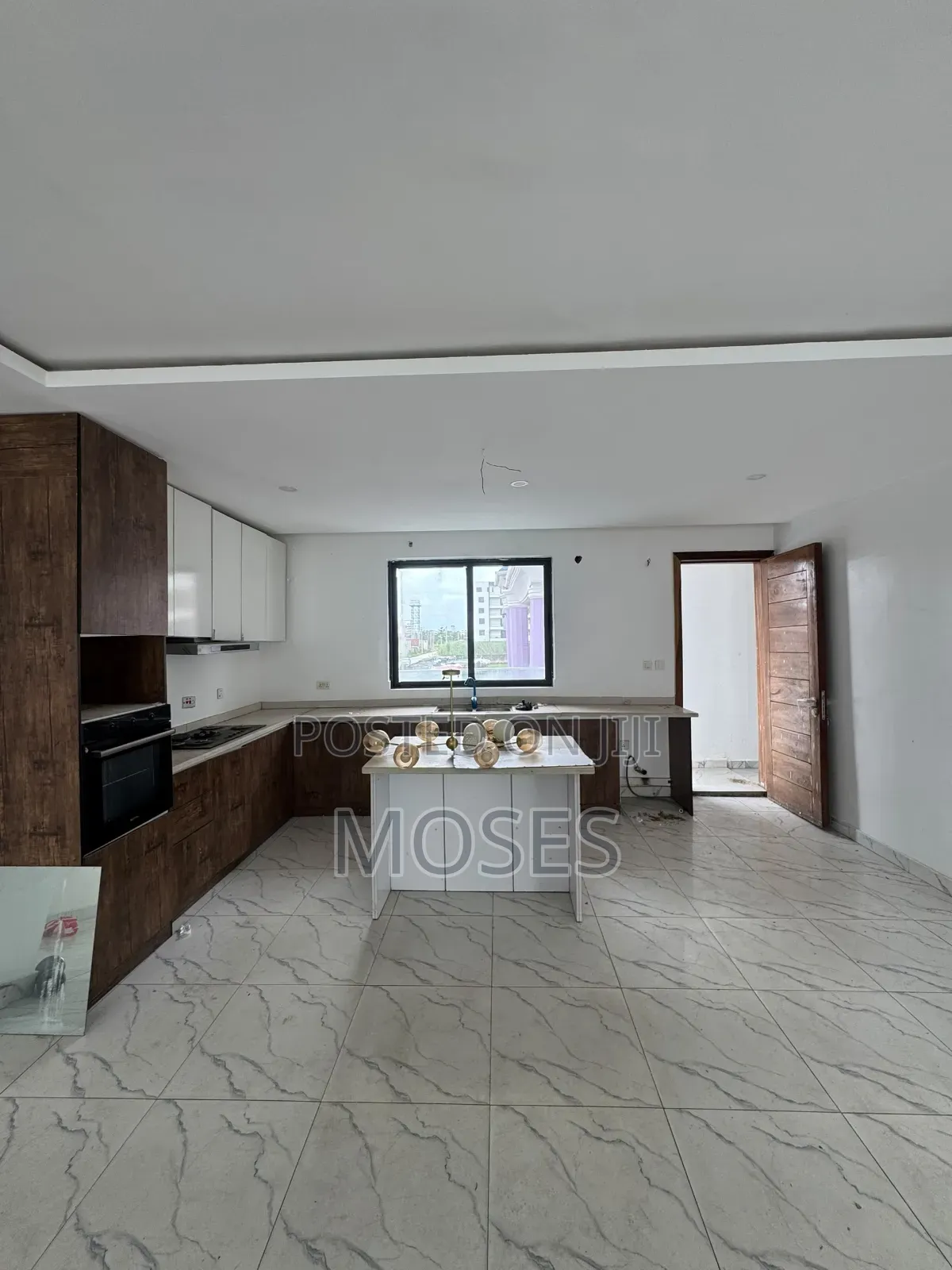 2bdrm Apartment in Inside An Access, Ikate-Elegushi for rent in Ikate-Elegushi