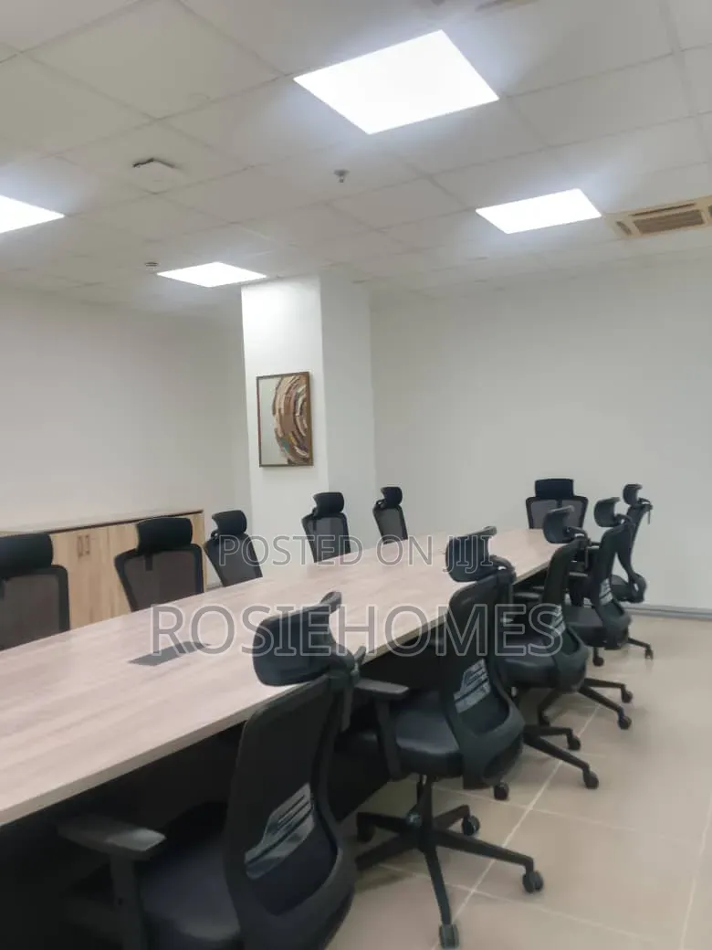 *280sqm* Office Space on the 6th Floor With Kitchenette and 3 Toilets in 1004