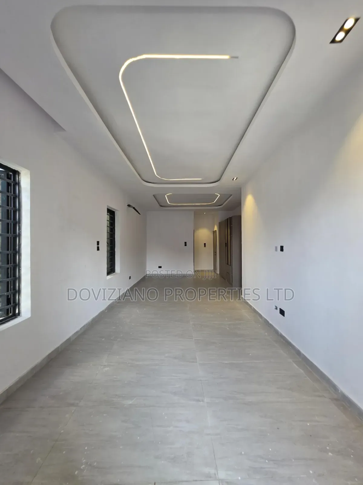 5bdrm Duplex in Lekki Phase 1 for sale in Lekki Phase 1