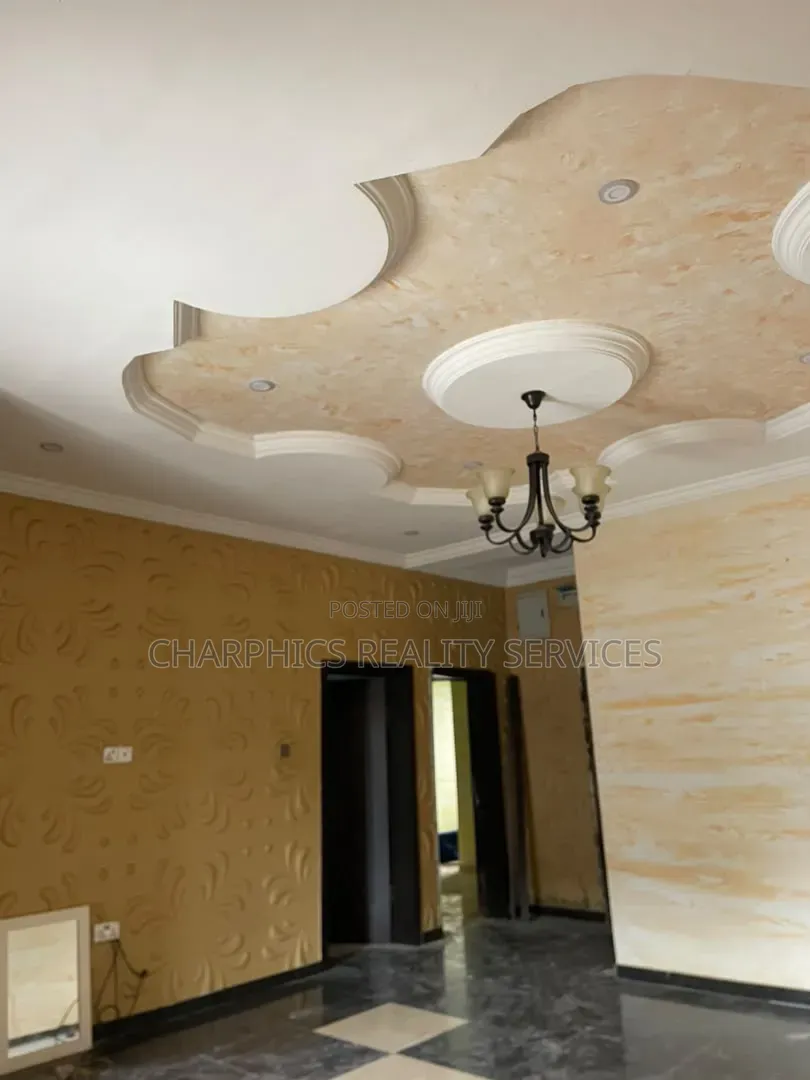 3bdrm Apartment in Abraham Adesanya Estate for rent in Abraham Adesanya Estate