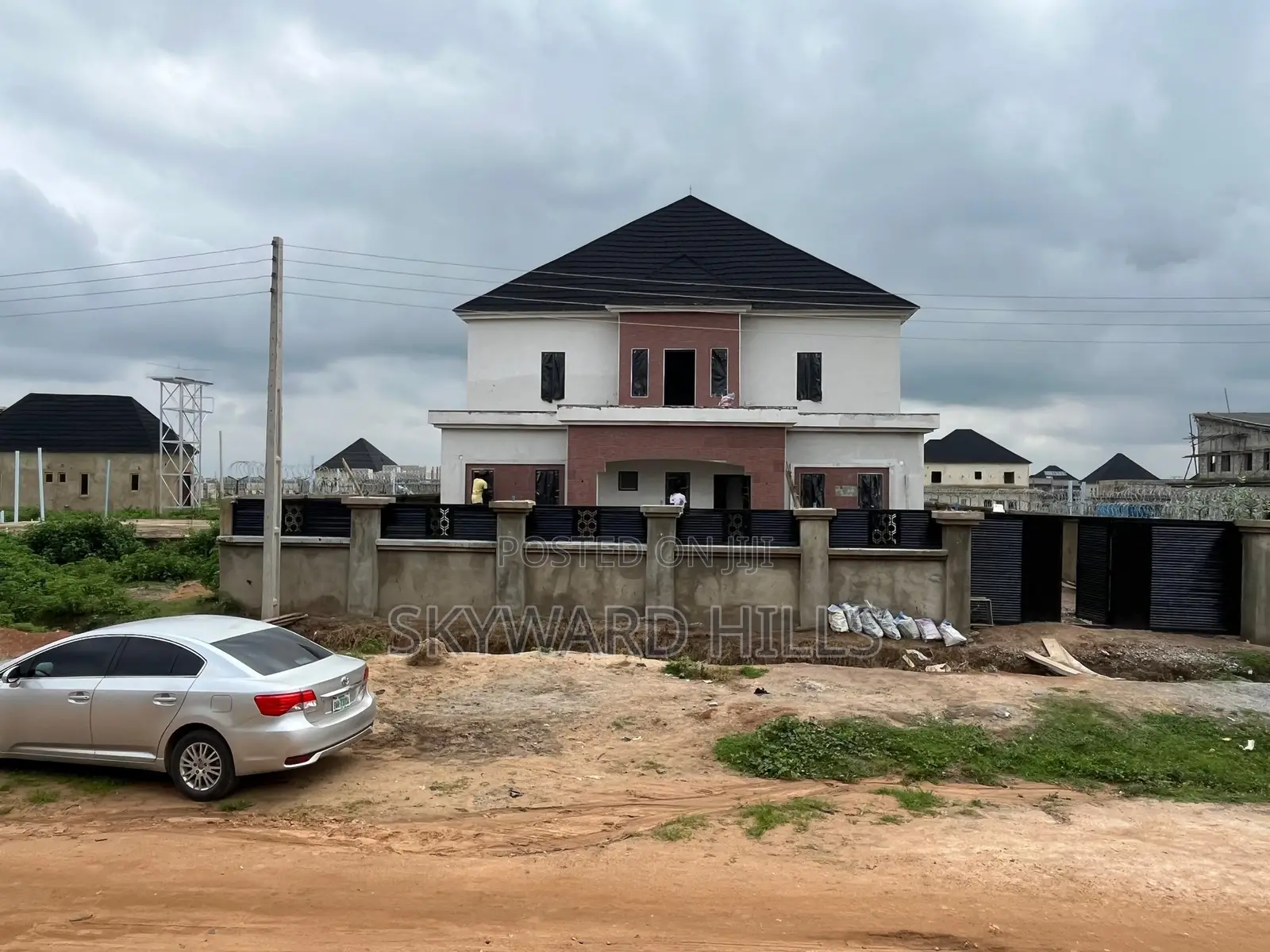 Furnished 5bdrm Penthouse in Seman Metropolis, Lugbe District for sale in Lugbe District
