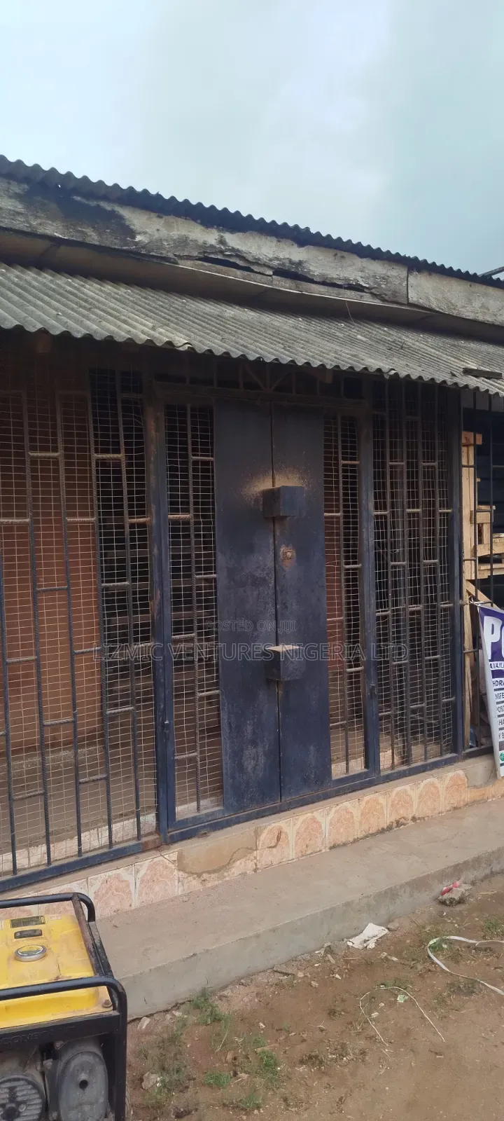 Standard Shop Tolet in Igando / Ikotun/Igando