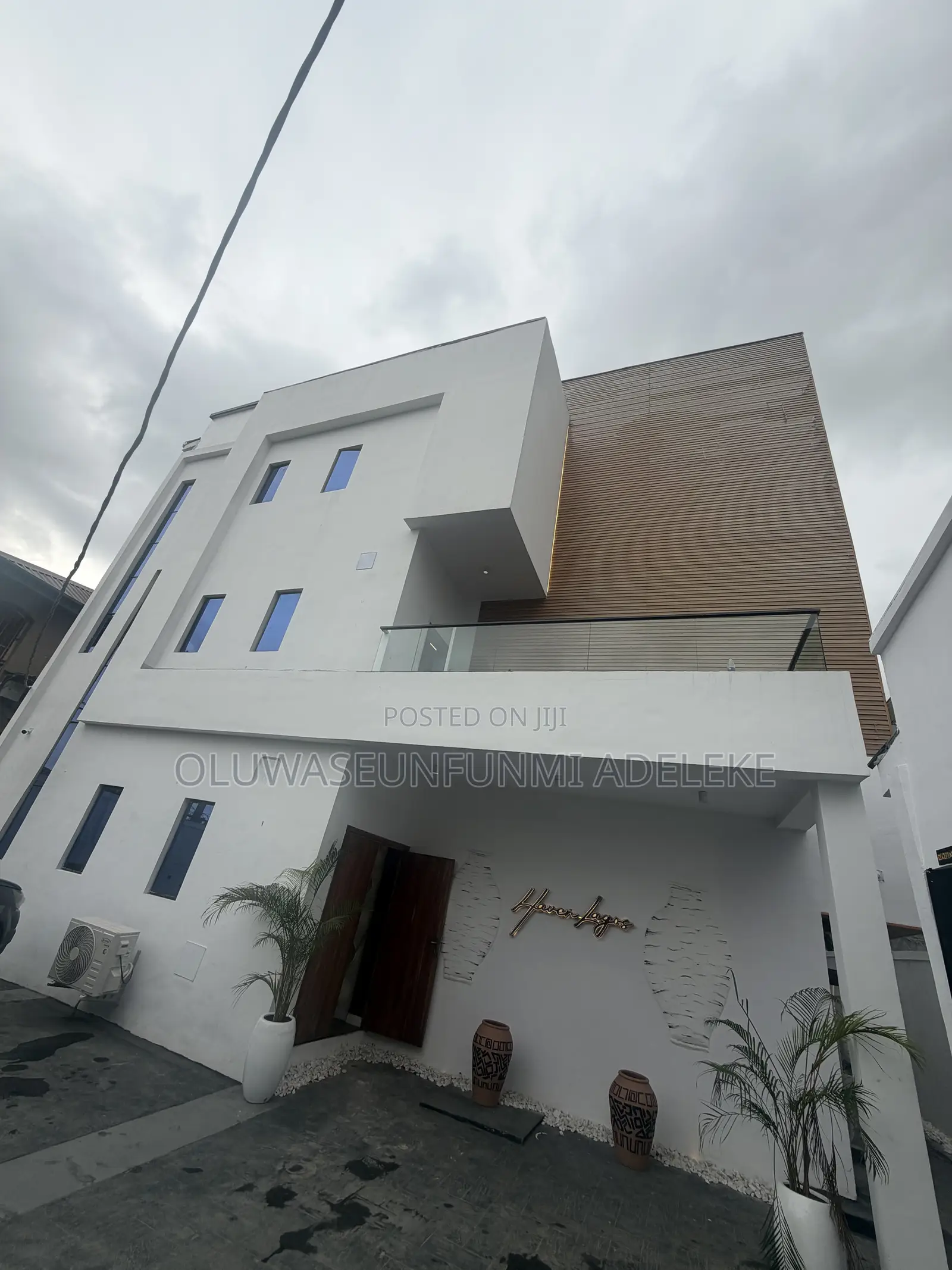 Furnished Studio Apartment in Yaba for sale in Yaba