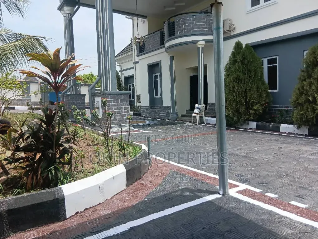 Furnished 5bdrm Duplex in Housing Estate, Osogbo for sale in Osogbo